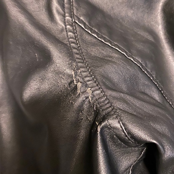 OBEY Leather jacket - Picture 3 of 5